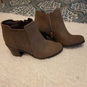 Ankle booties